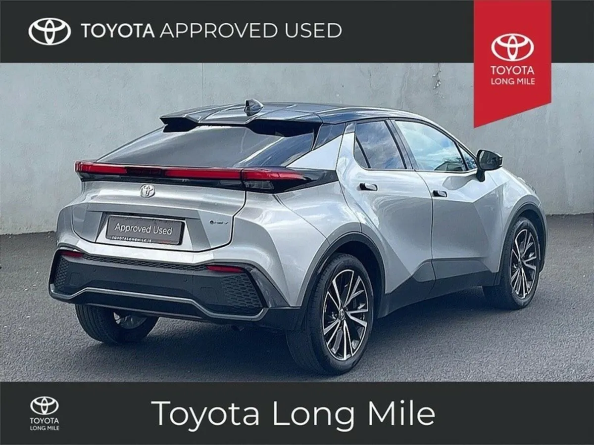 Toyota C-HR 2.0 Phev Sol with Steps - Image 4