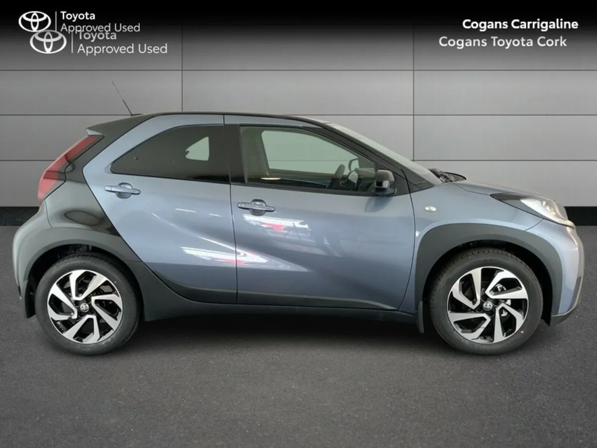 Toyota Aygo X 1.0 Design - Image 3