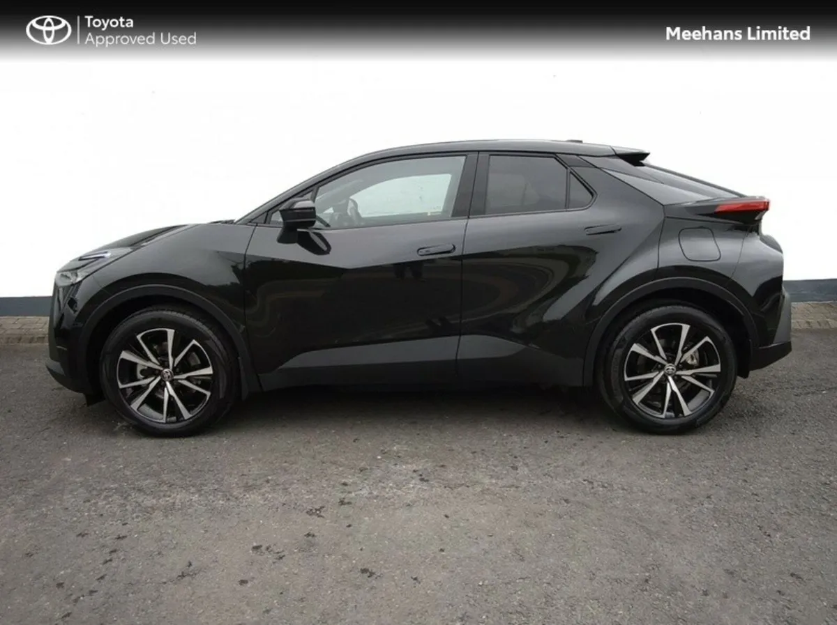 Toyota C-HR C-HR PHEV SPORT - Image 3