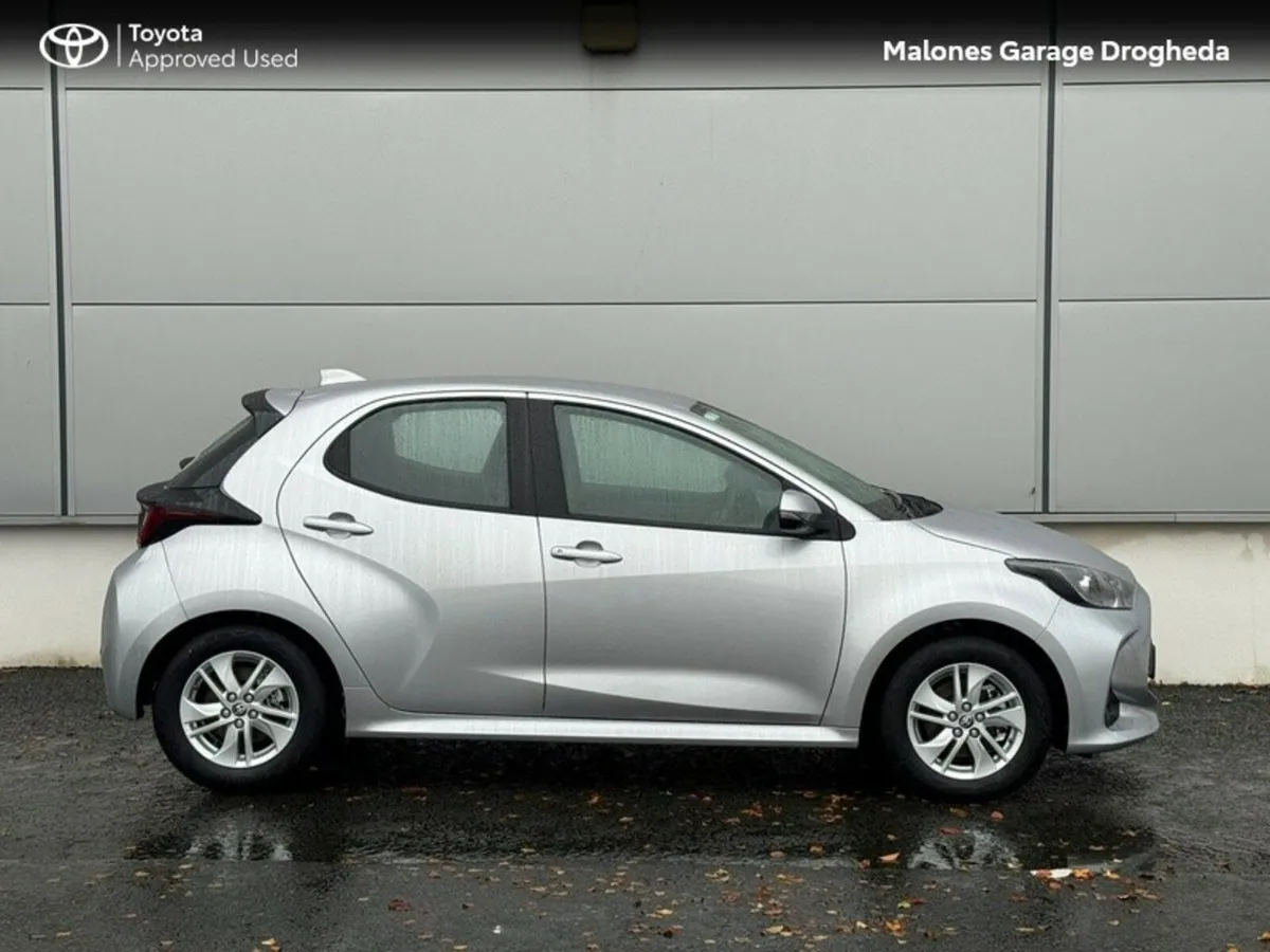 Toyota Yaris 1.5 Hybrid Luna Call Now : 041 980 24 - Image 3