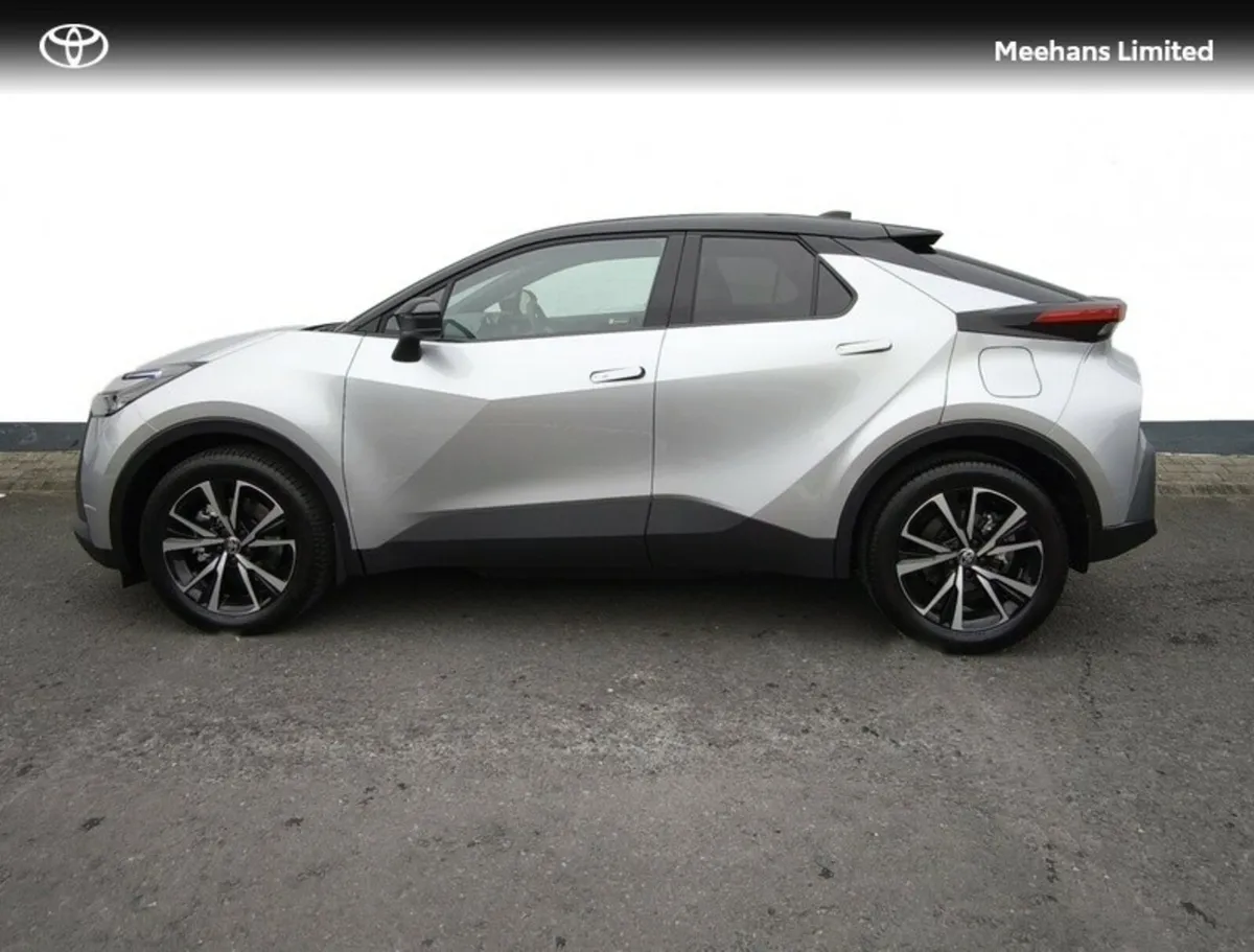 Toyota C-HR C-HR PHEV SPORT+ - Image 3