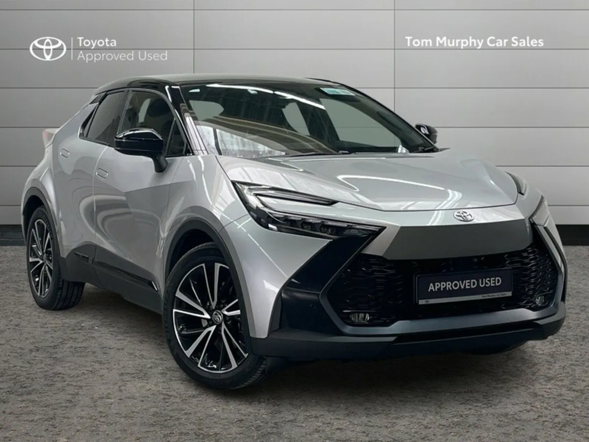 Toyota C-HR C-HR PHEV SOL - Image 1