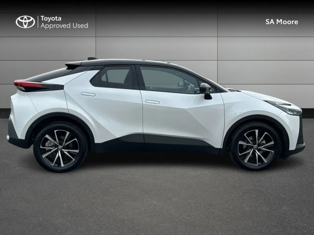 Toyota C-HR HYBRID SPORT+ - Image 3