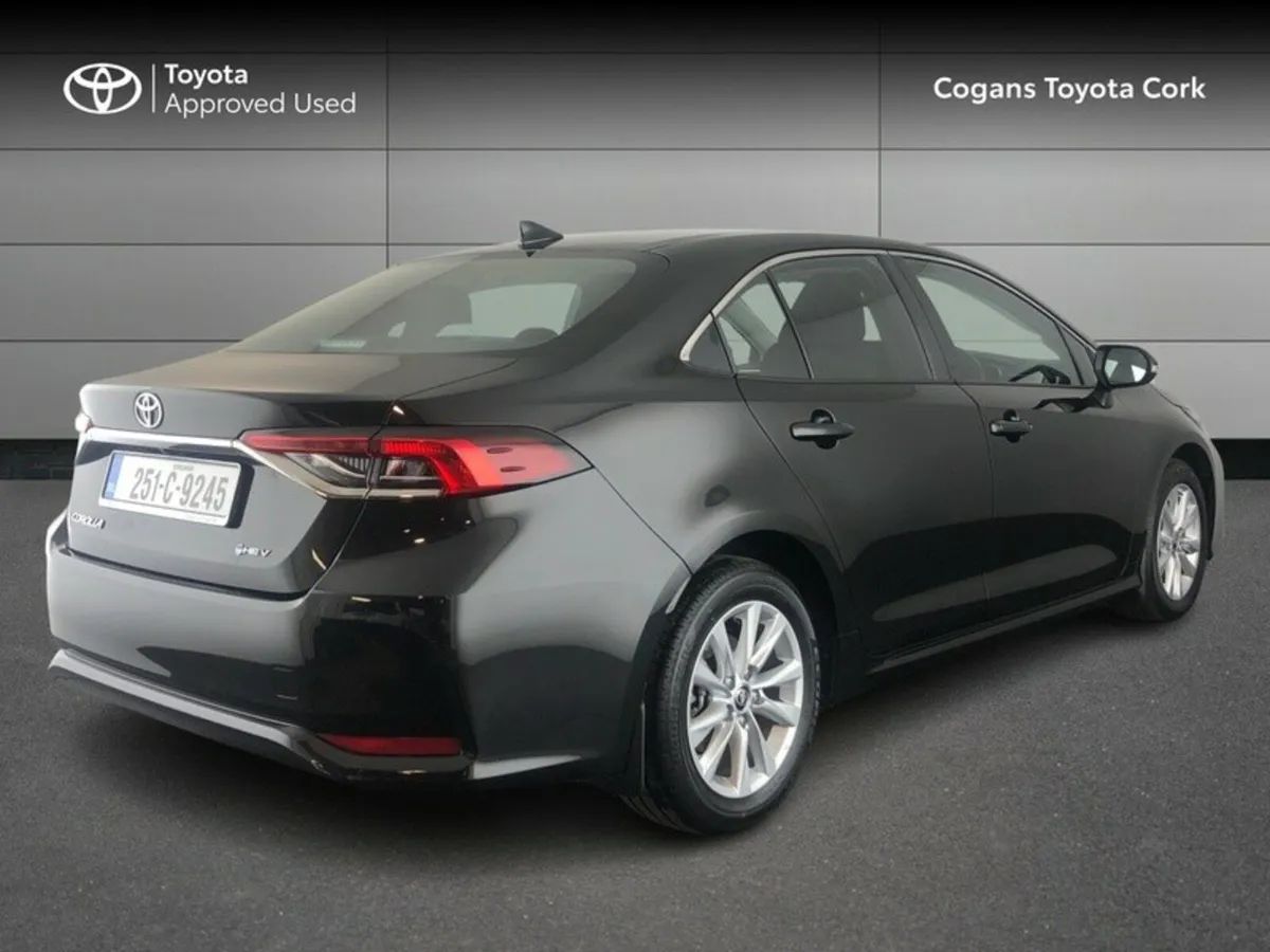 Toyota Corolla Luna Saloon - Image 2