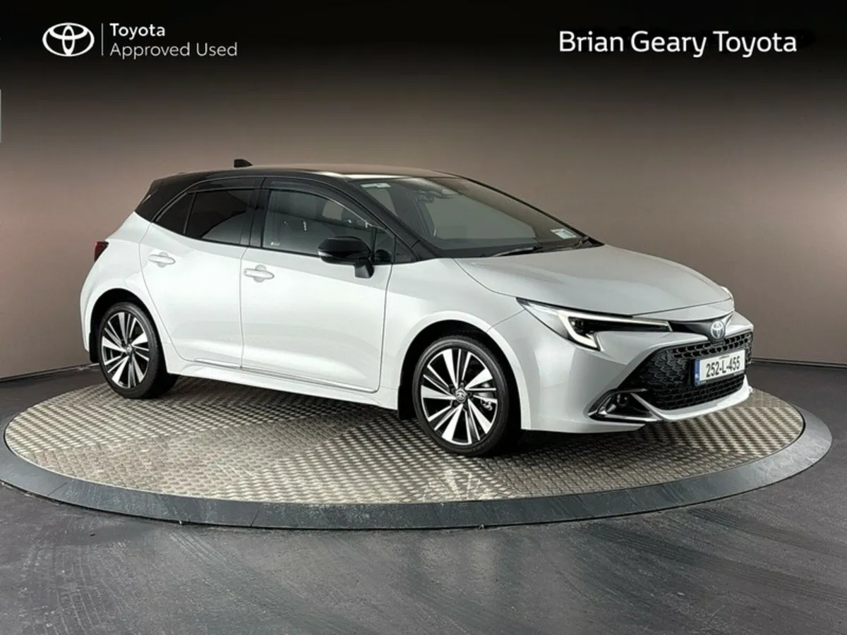 Toyota Corolla HYBRID LUNA SPORT H/B - Image 1