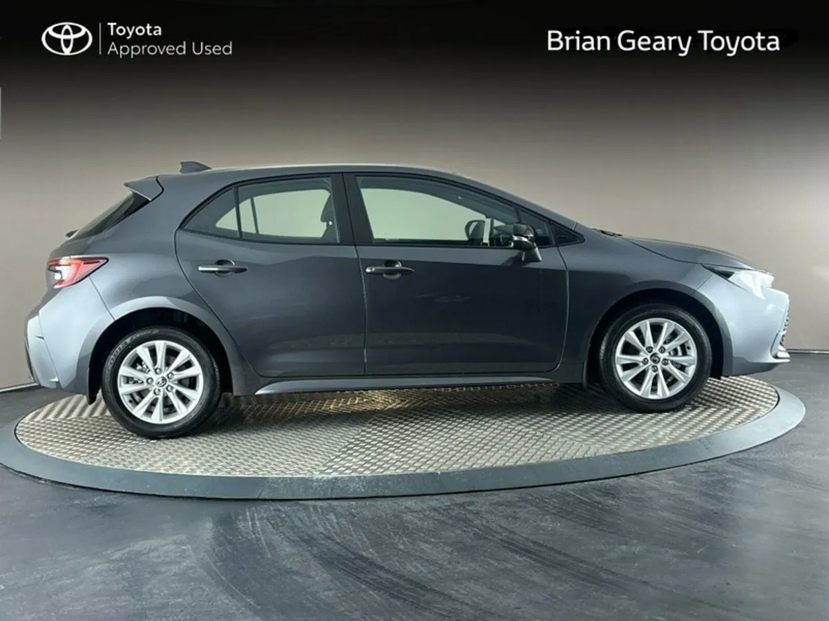 Toyota Corolla HYBRID LUNA H/B - Image 3