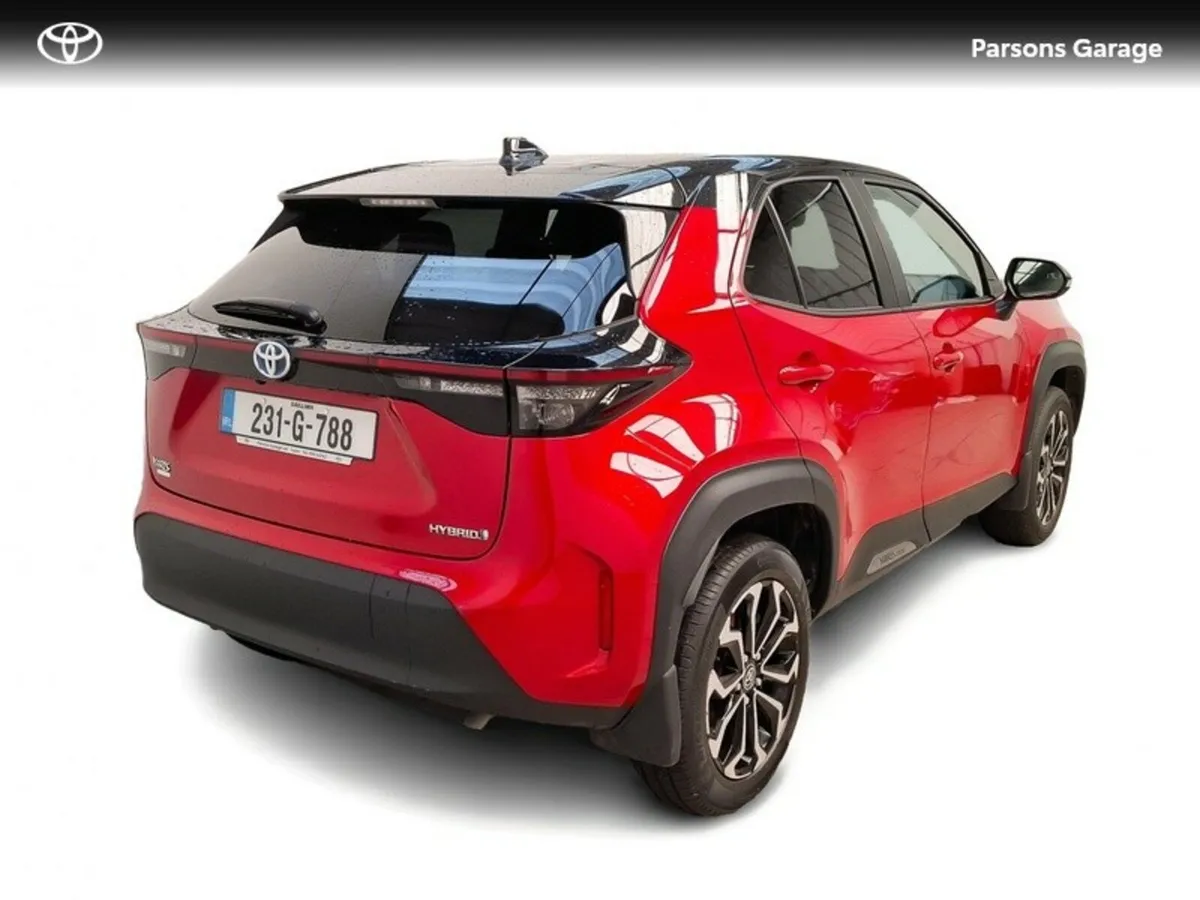 Toyota Yaris Cross YARIS CROSS LUNA SPORT - Image 4