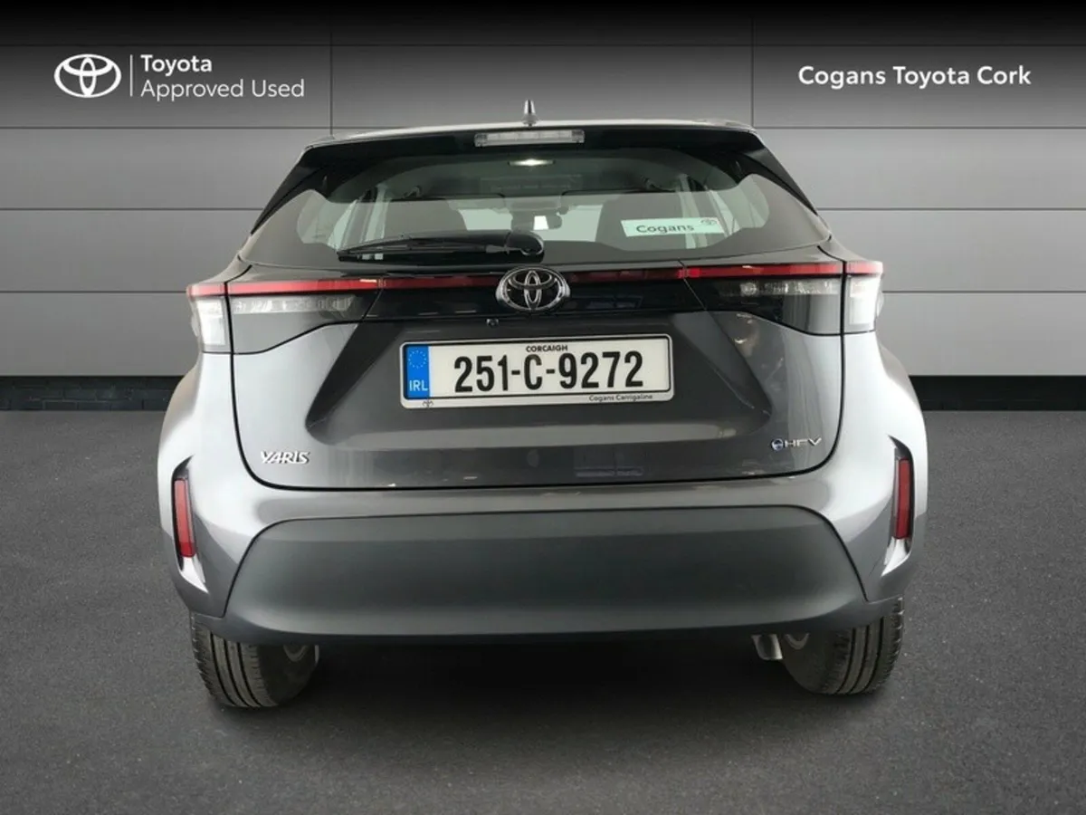 Toyota Yaris Cross YARIS CROSS LUNA - Image 4