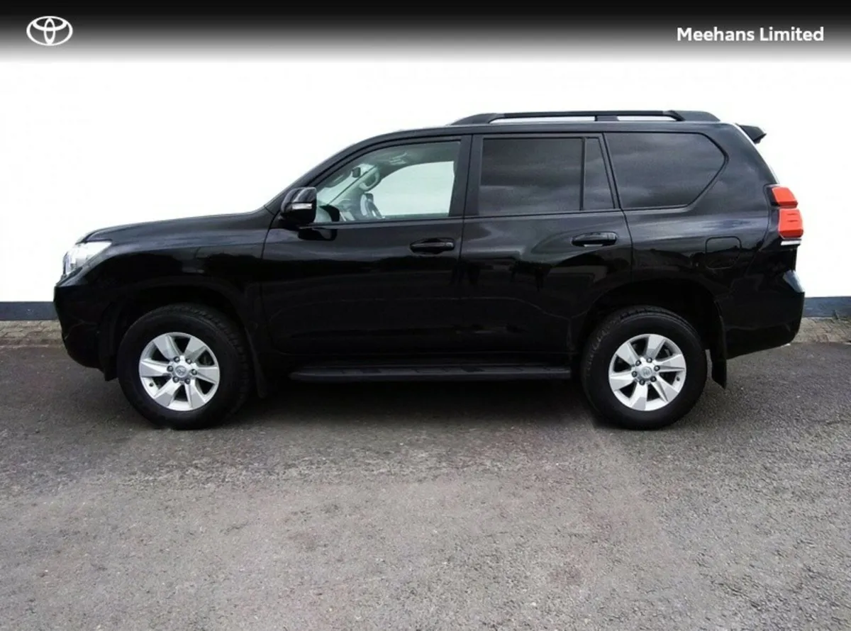 Toyota Land Cruiser LAND CRUISER LWB COMM A/T - Image 3