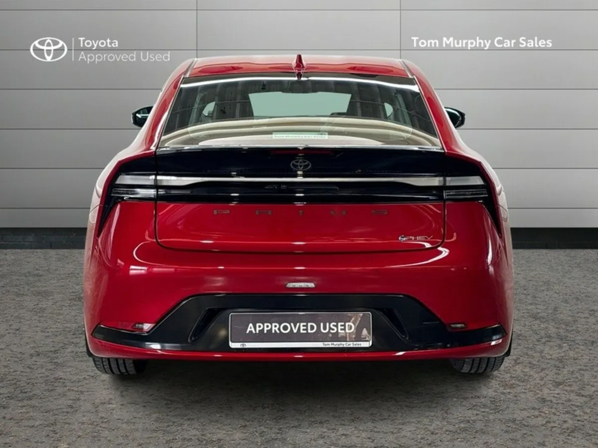 Toyota Prius PRIUS PLUG-IN HYBRID - Image 4