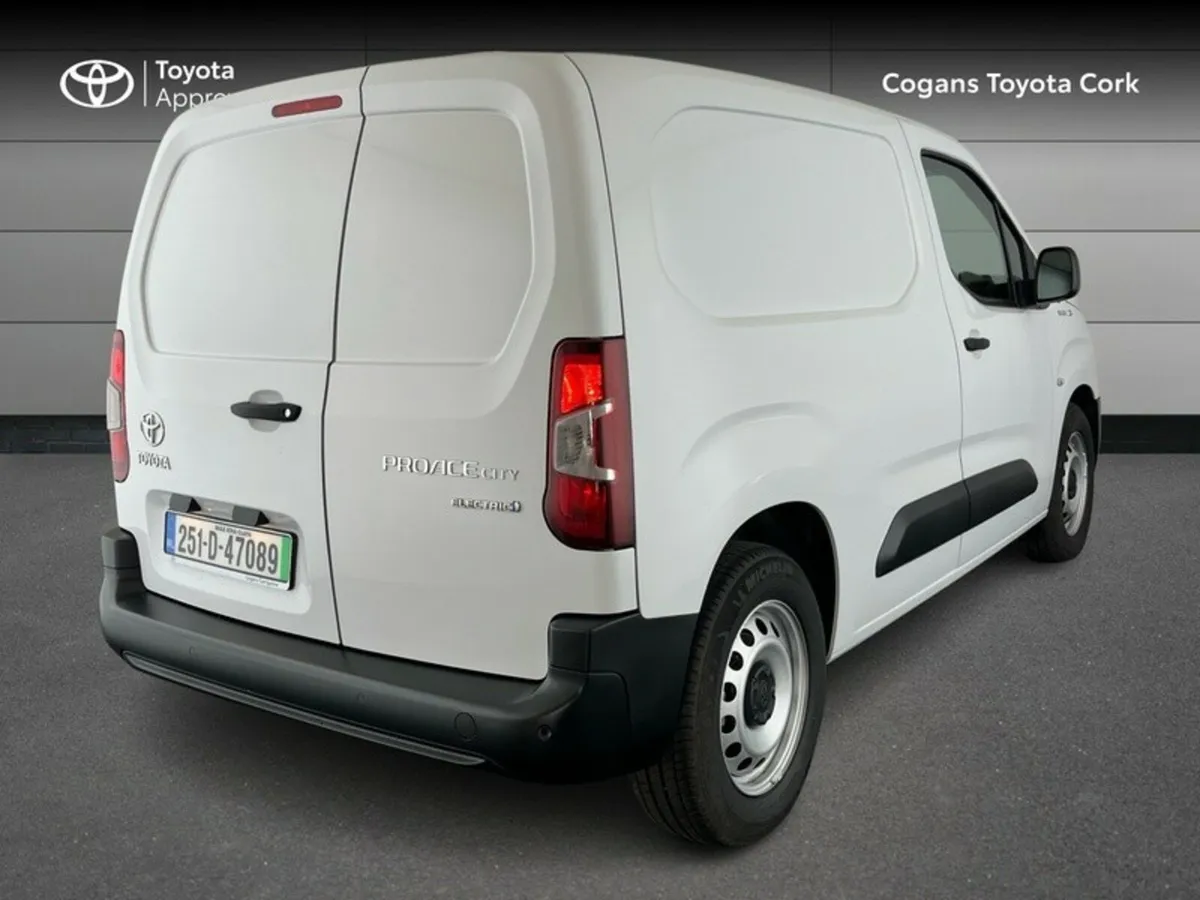 Toyota Proace City PROACE City EV SWB - Image 2