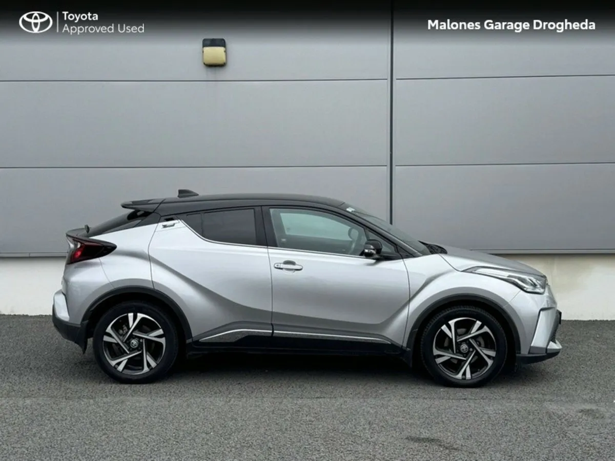 Toyota C-HR 1.8 Hybrid Sport Bi-Tone Call Now : 04 - Image 3