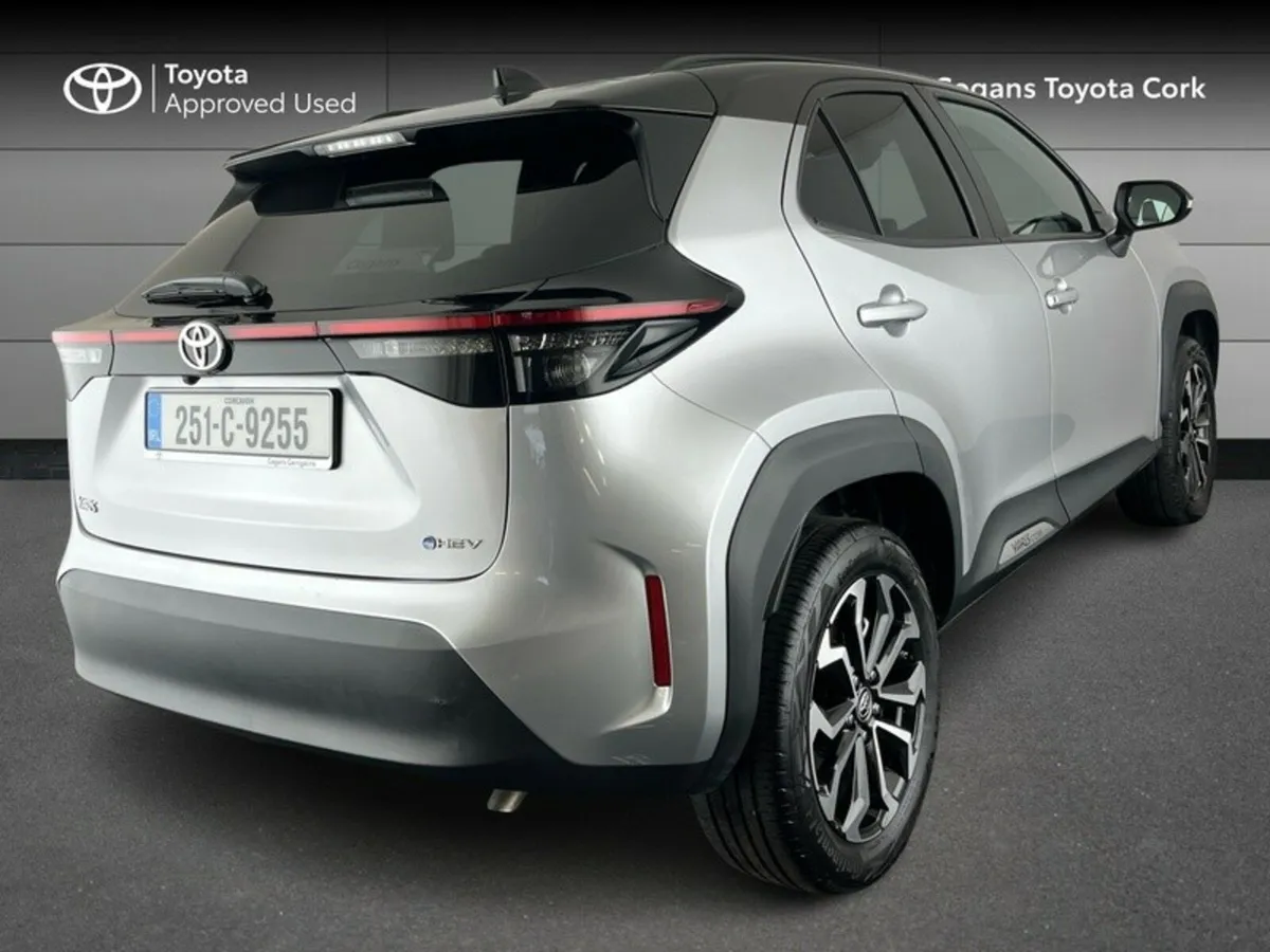 Toyota Yaris Cross Luna Sport - Image 2