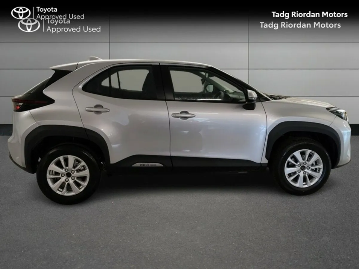Toyota Yaris Cross LUNA - Image 3