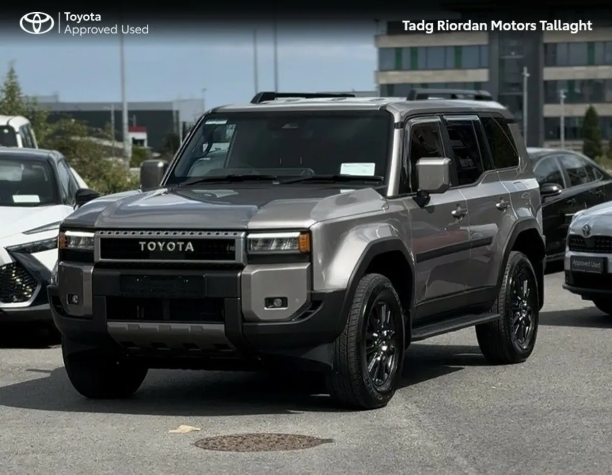 Toyota Land Cruiser *** AVAILABLE FOR 261 DELIVERY - Image 3