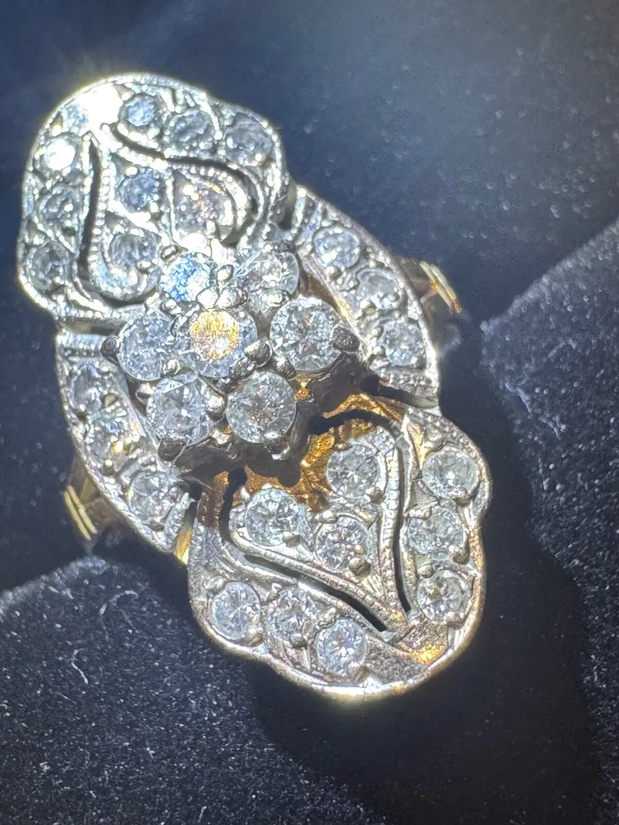 Diamond ring - Image 1