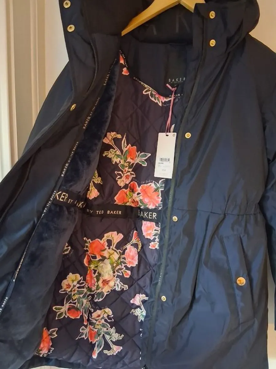 Girls coat - Image 2