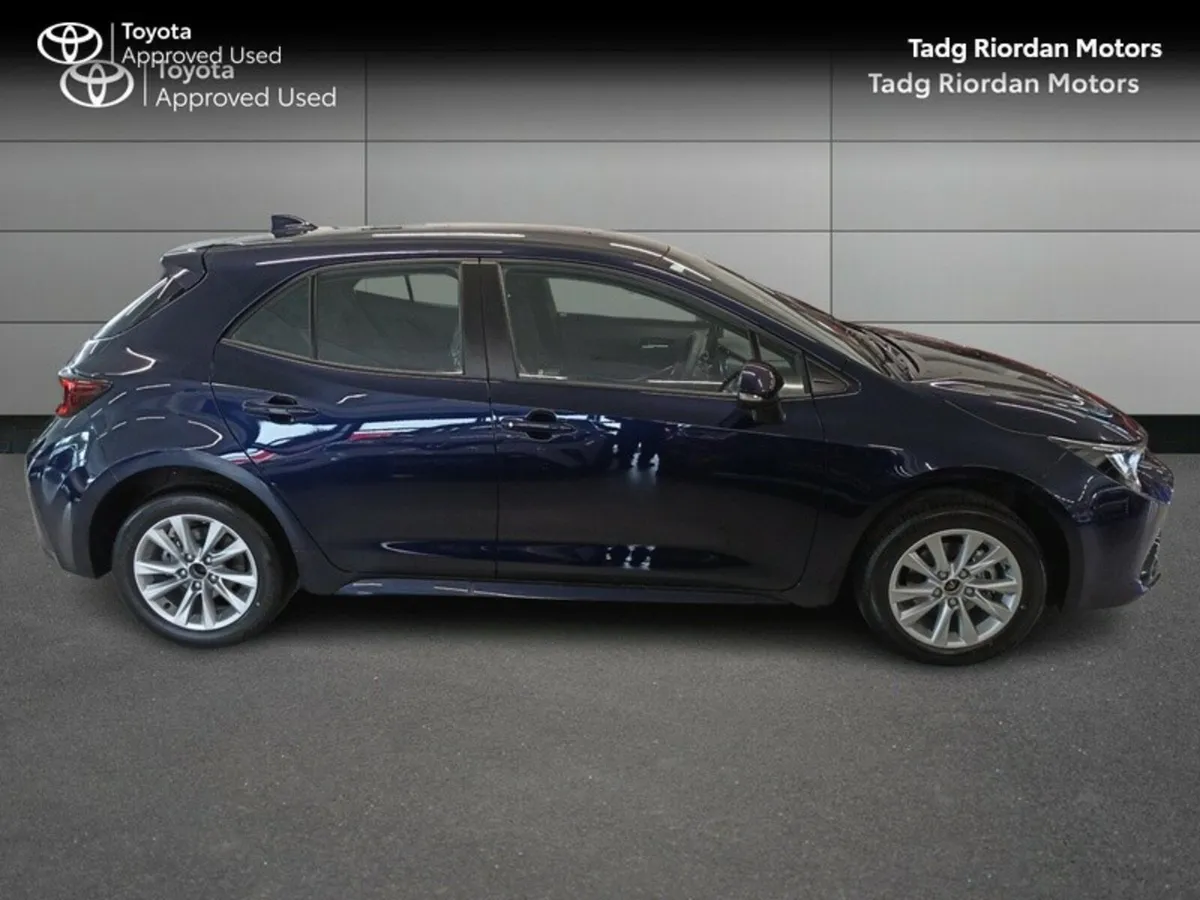 Toyota Corolla HYBRID LUNA H/B - Image 3