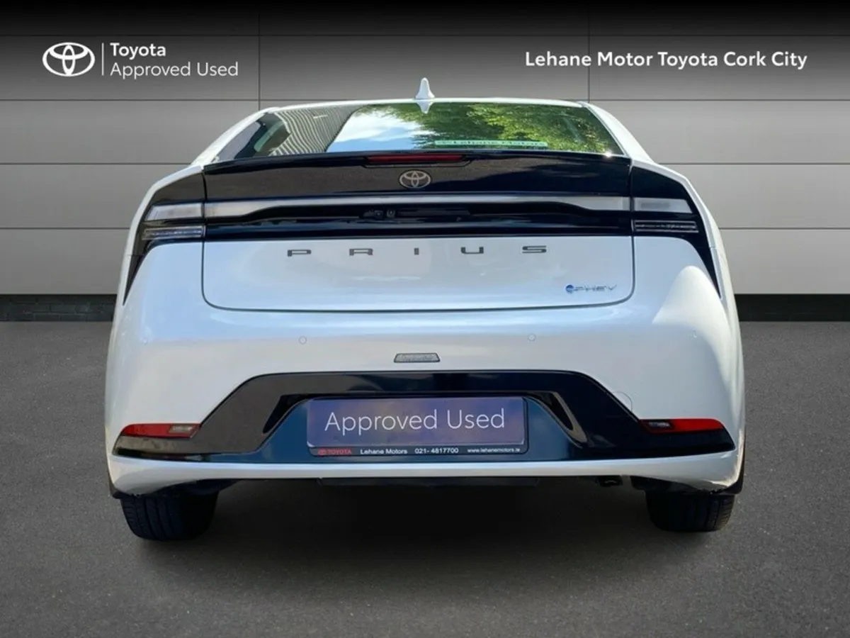Toyota Prius - Image 4