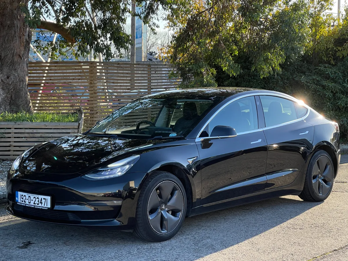 Tesla Model 3 2019 Long Range Dual Motor - Image 2