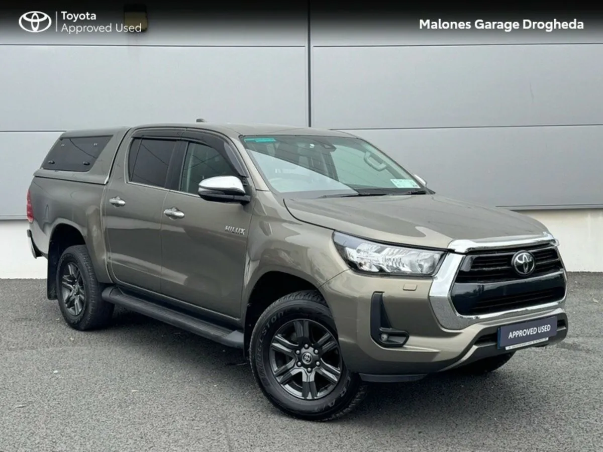 Toyota Hilux 2.8 SRD Double Cab *Hard Top Canopy* - Image 1