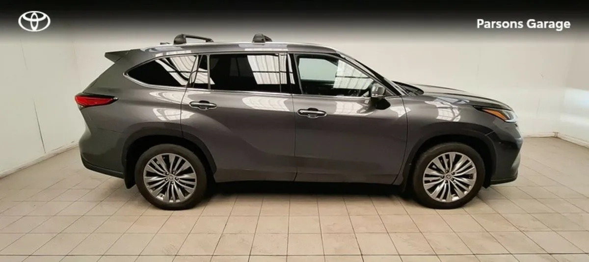 Toyota Highlander HIGHLANDER SOL - Image 2