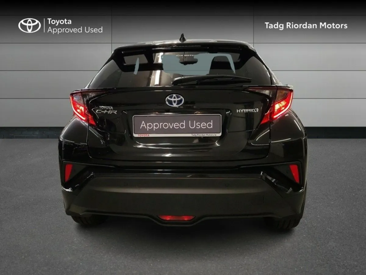 Toyota C-HR HYBRID SPORT 4DR AUTO - Image 4