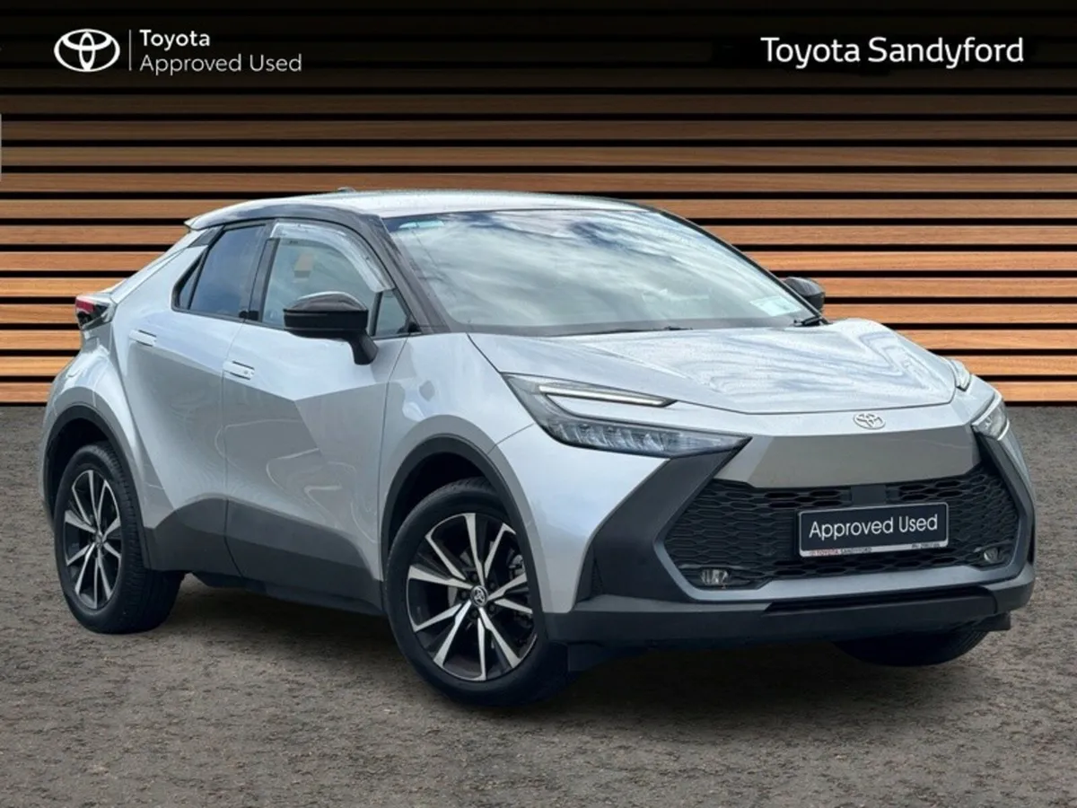 Toyota C-HR 2.0 SPORT + PHEV HYBRID // PANORAMIC R - Image 1