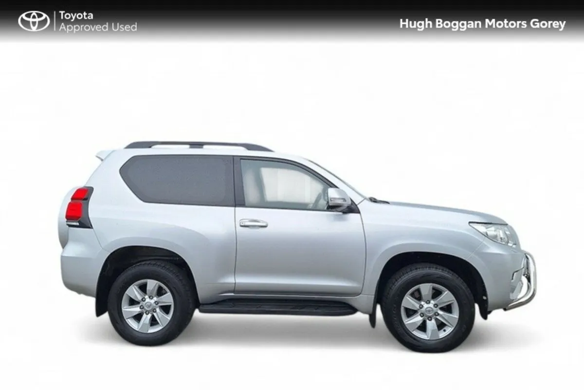 Toyota Land Cruiser LAND CRUISER SWB AUTO - Image 3