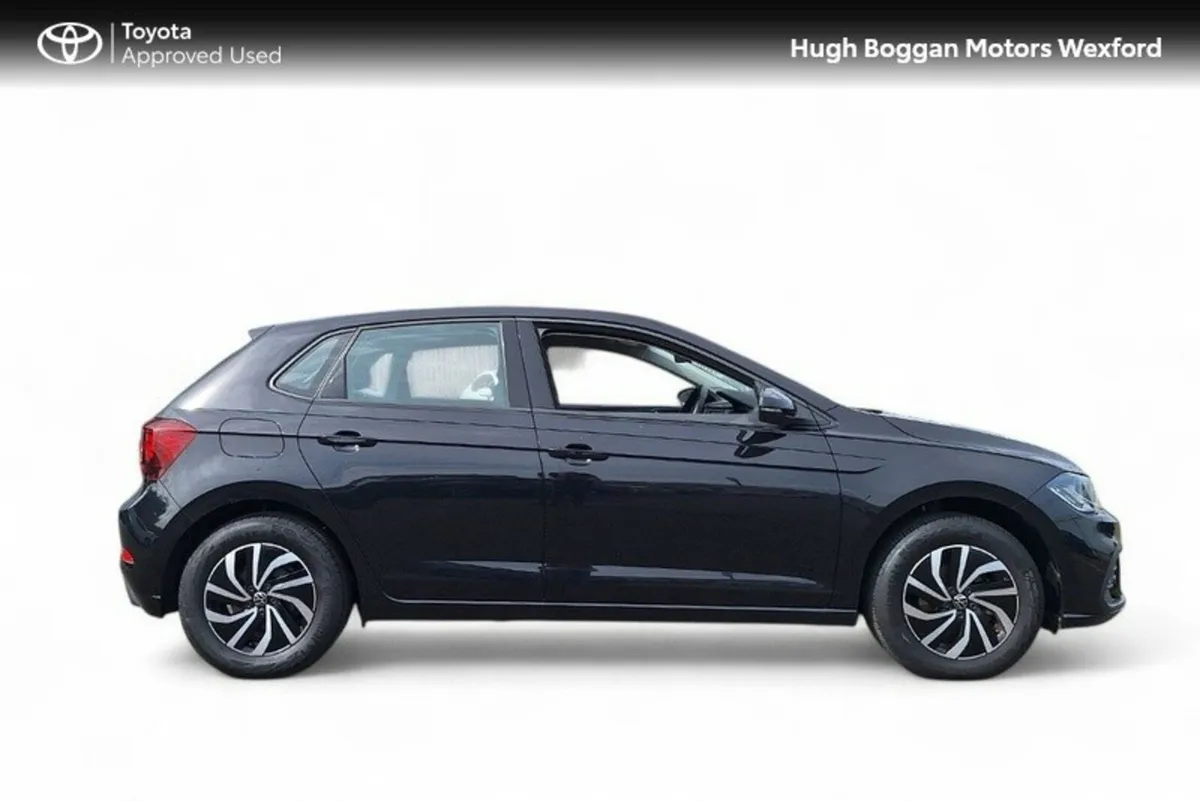 Volkswagen Polo LIFE 1.0 TSI 95BHP ONLY 13000 KMS! - Image 3
