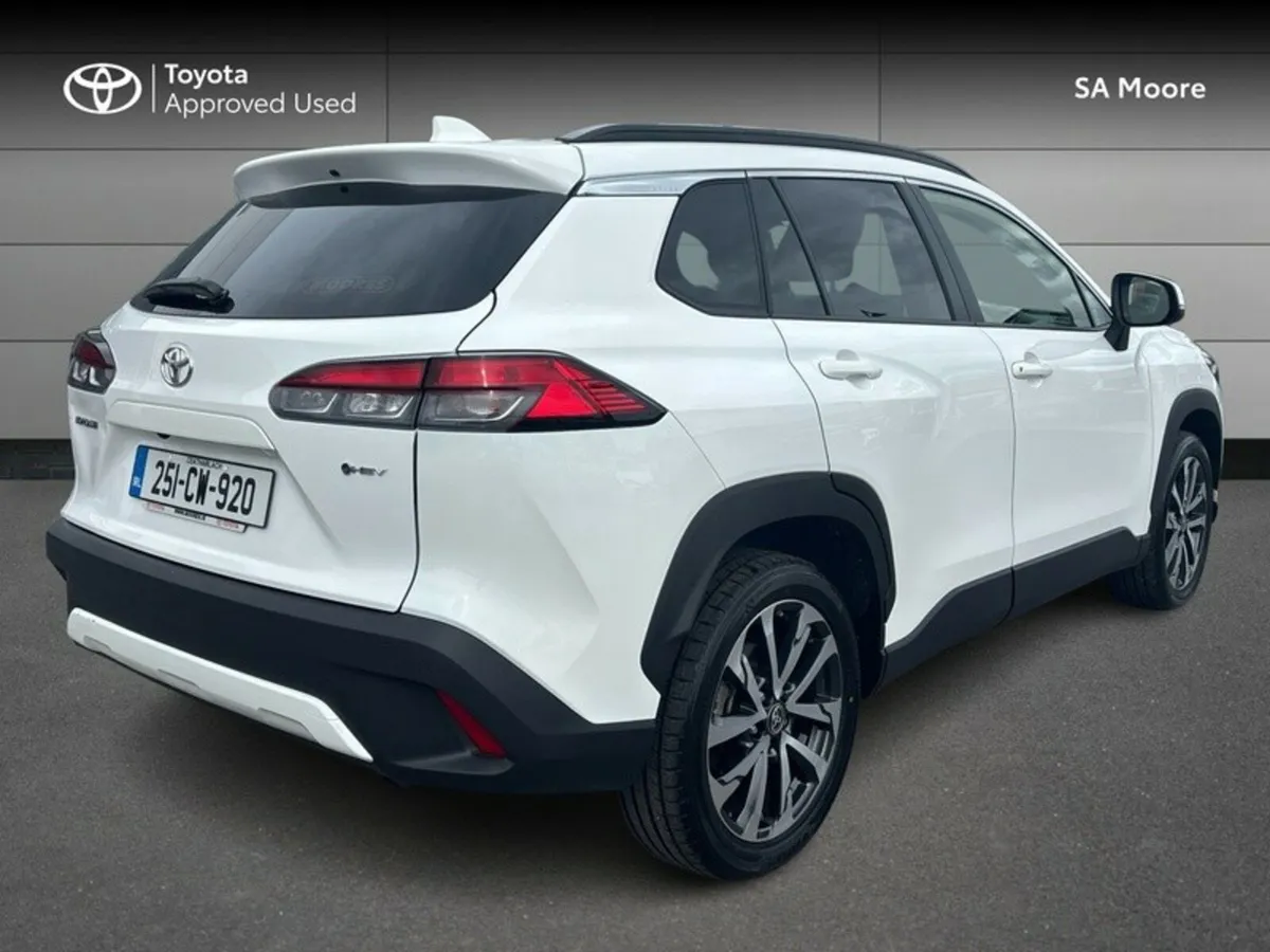 Toyota Corolla Cross HYBRID SPORT - Image 2