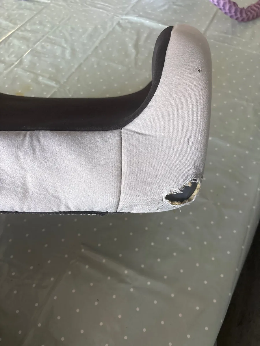 Booster seats - Image 3