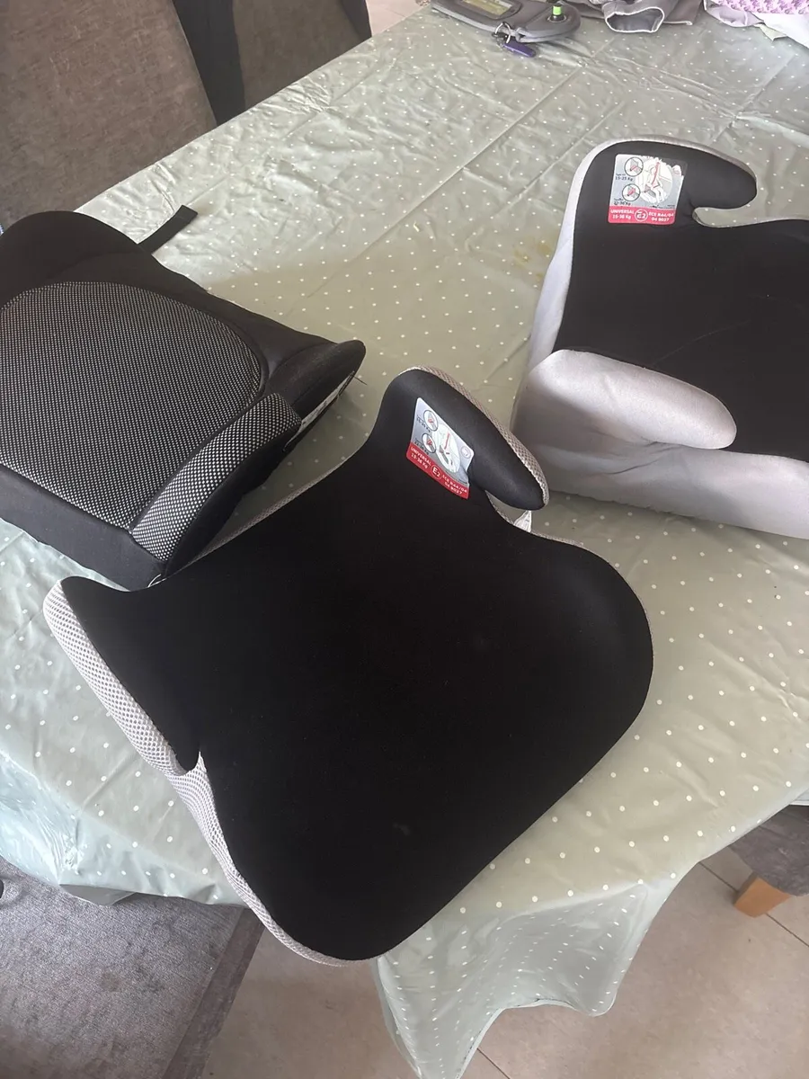 Booster seats - Image 4