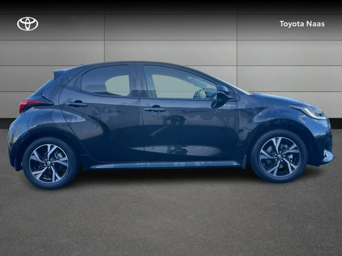 Toyota Yaris Yaris Hybrid 115 L-SPORT - Image 3
