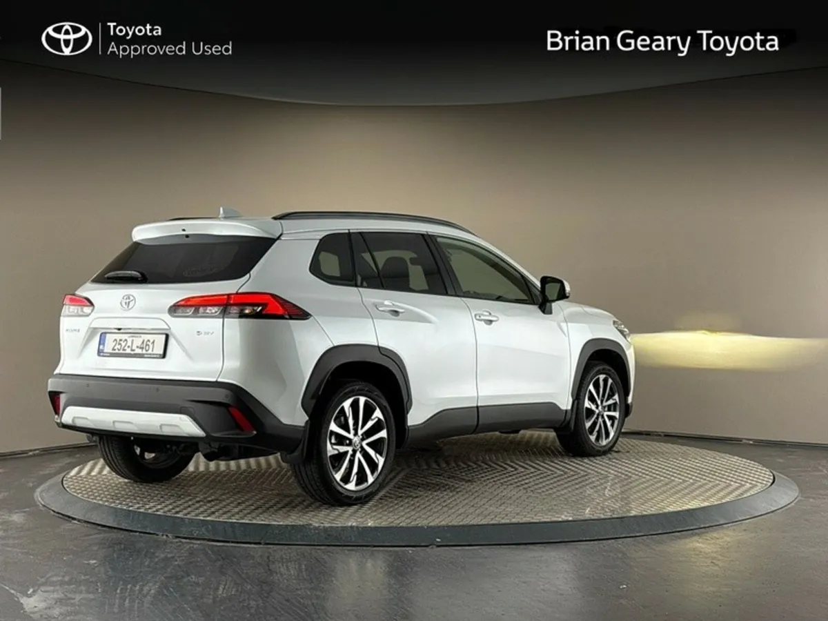 Toyota Corolla Cross HYBRID SPORT - Image 2