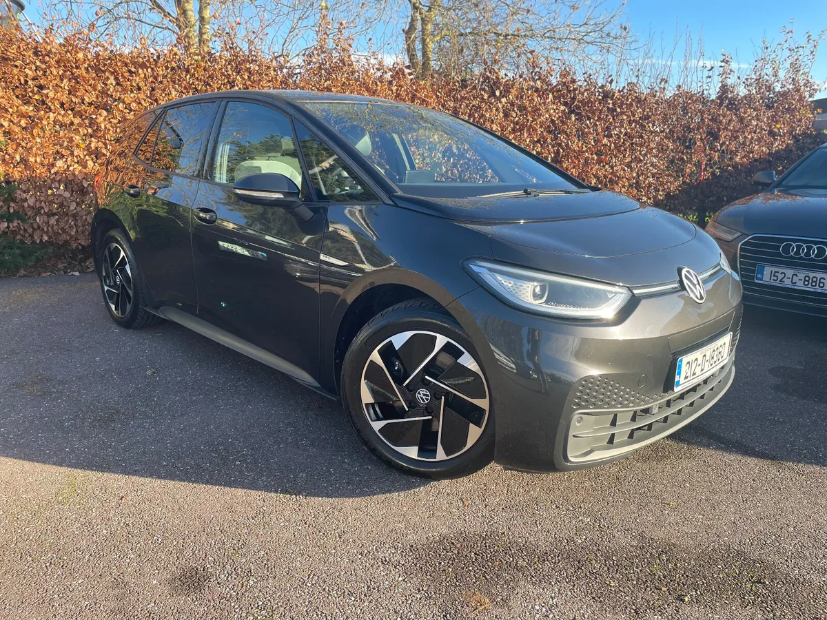 ID3 FAMILY | 1 OWNER | BIG SPEC - Image 1