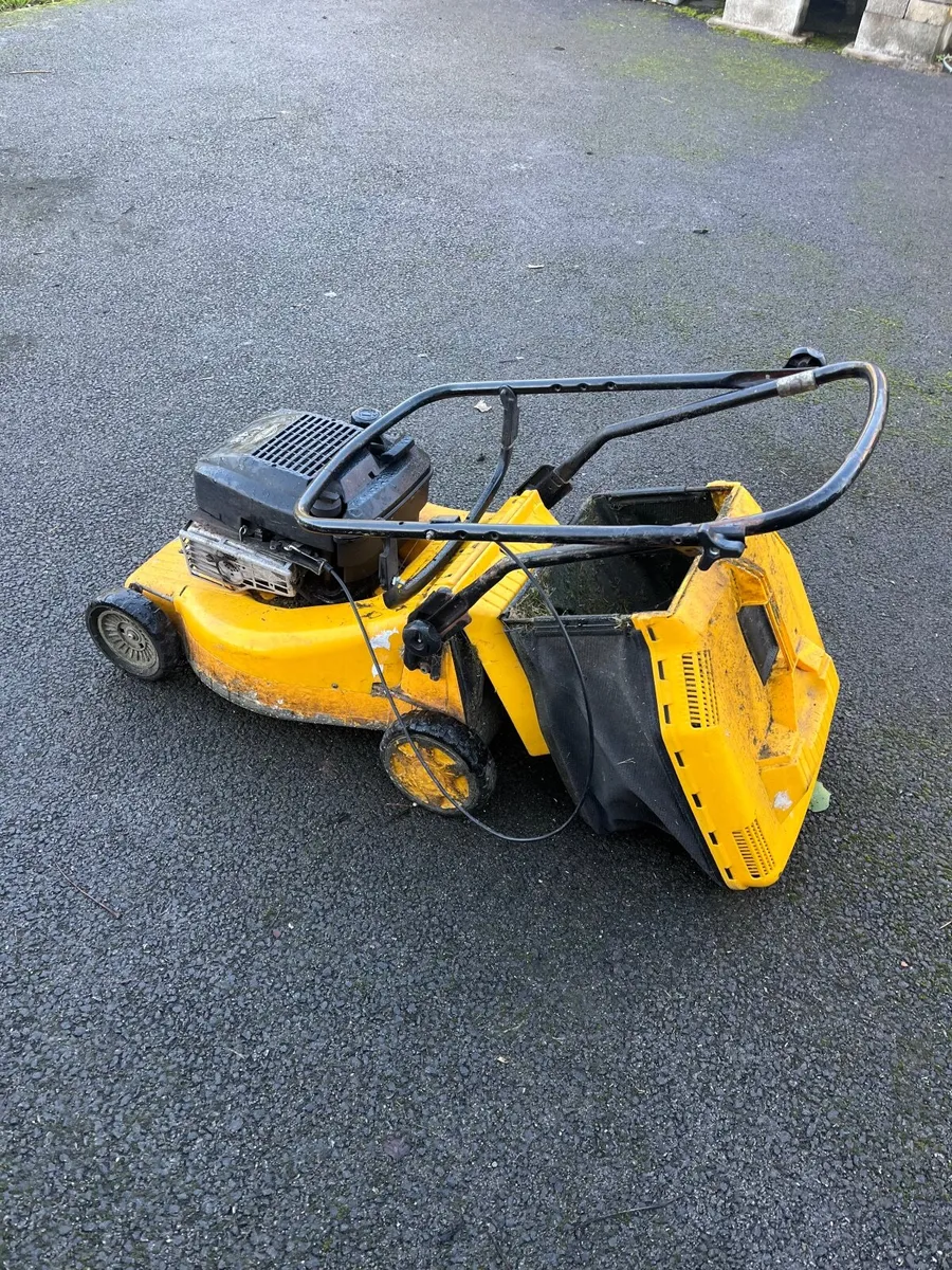 Petrol Lawn mower - Image 2