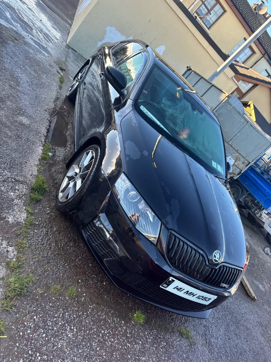 Skoda Octavia VRs - Image 1