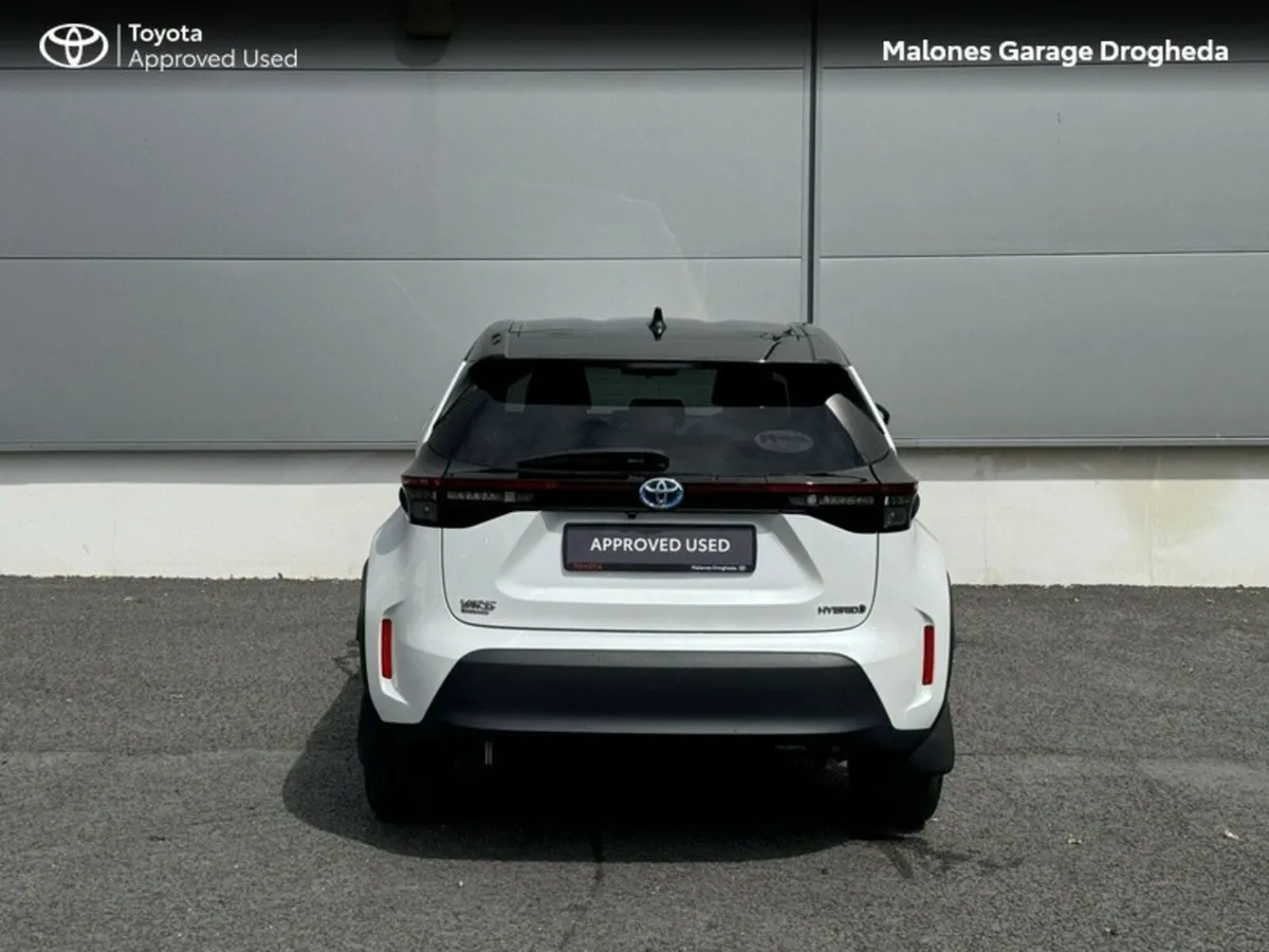 Toyota Yaris Cross 1.5 Hybrid Luna Sport Call Now - Image 4