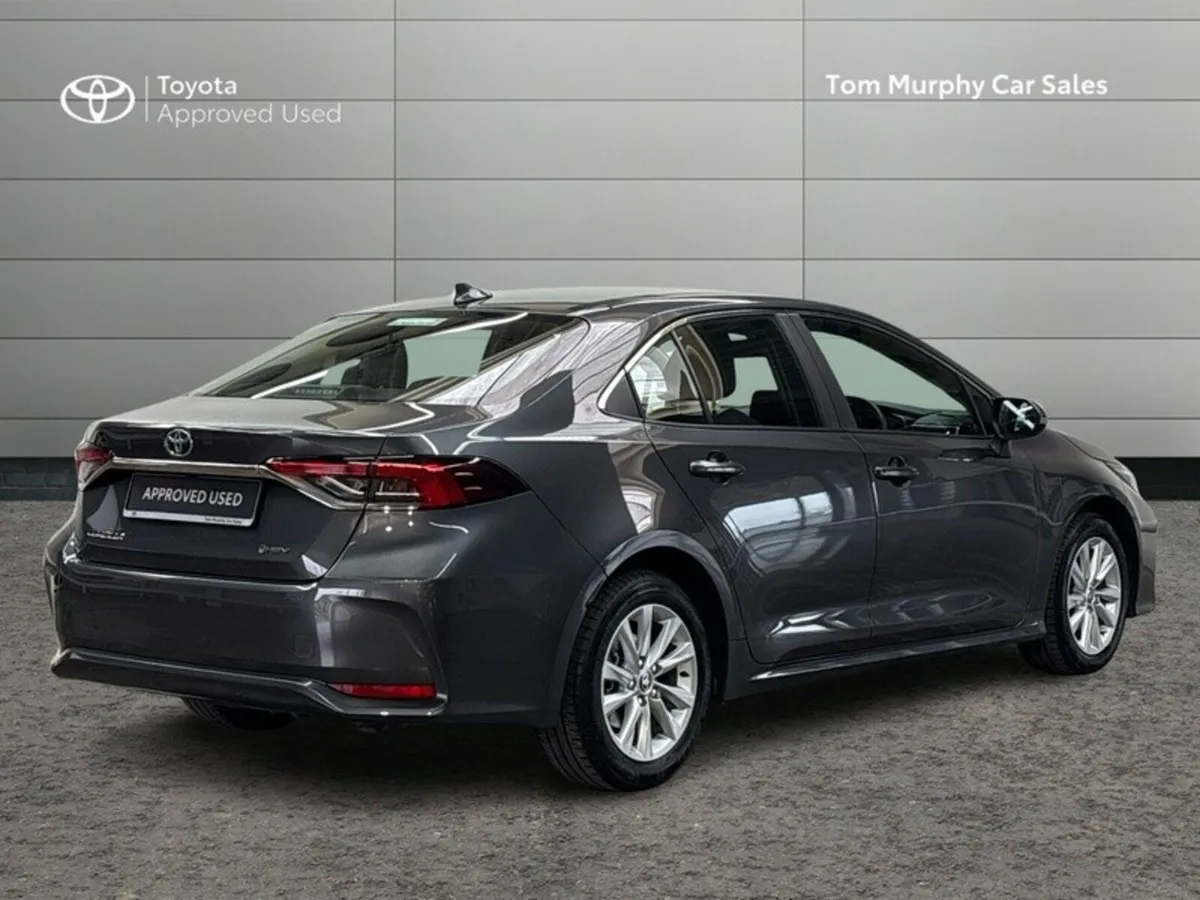 Toyota Corolla COROLLA SALOON LUNA - Image 2