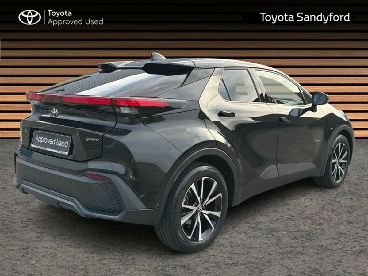 Toyota C-HR NEW MODEL HYBRID SPORT // HEATED SEATS - Image 2