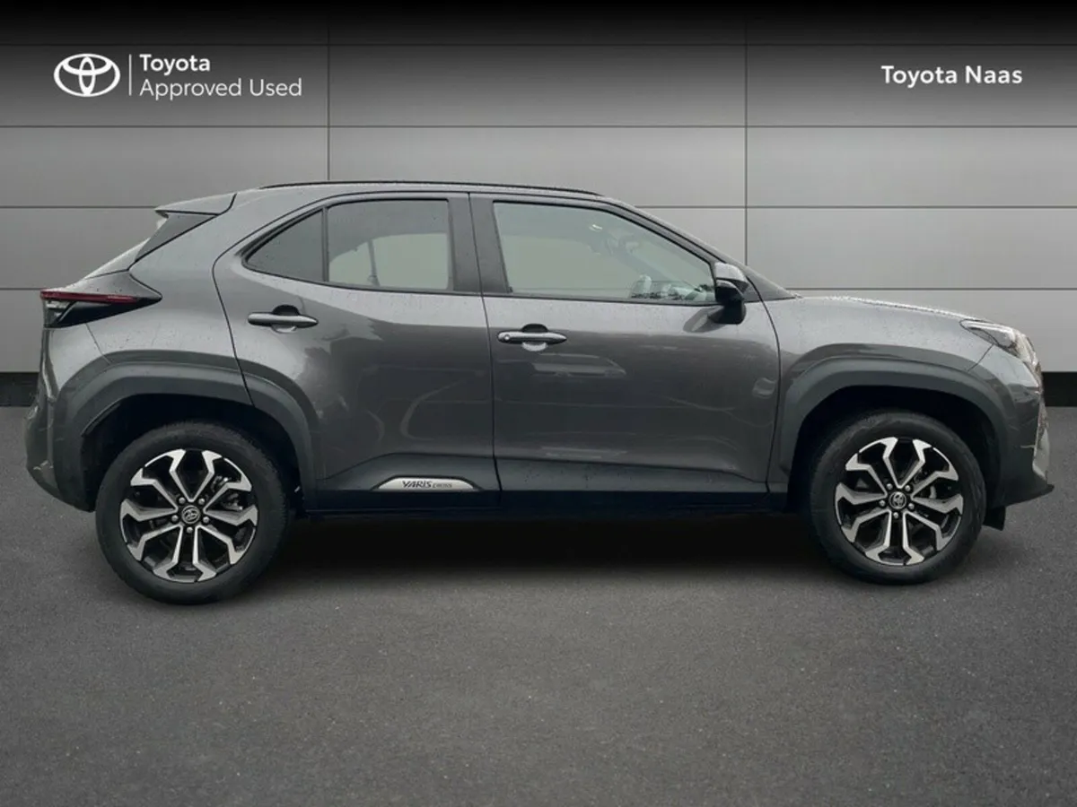 Toyota Yaris Cross YARIS CROSS L-SPORT MONO - Image 3
