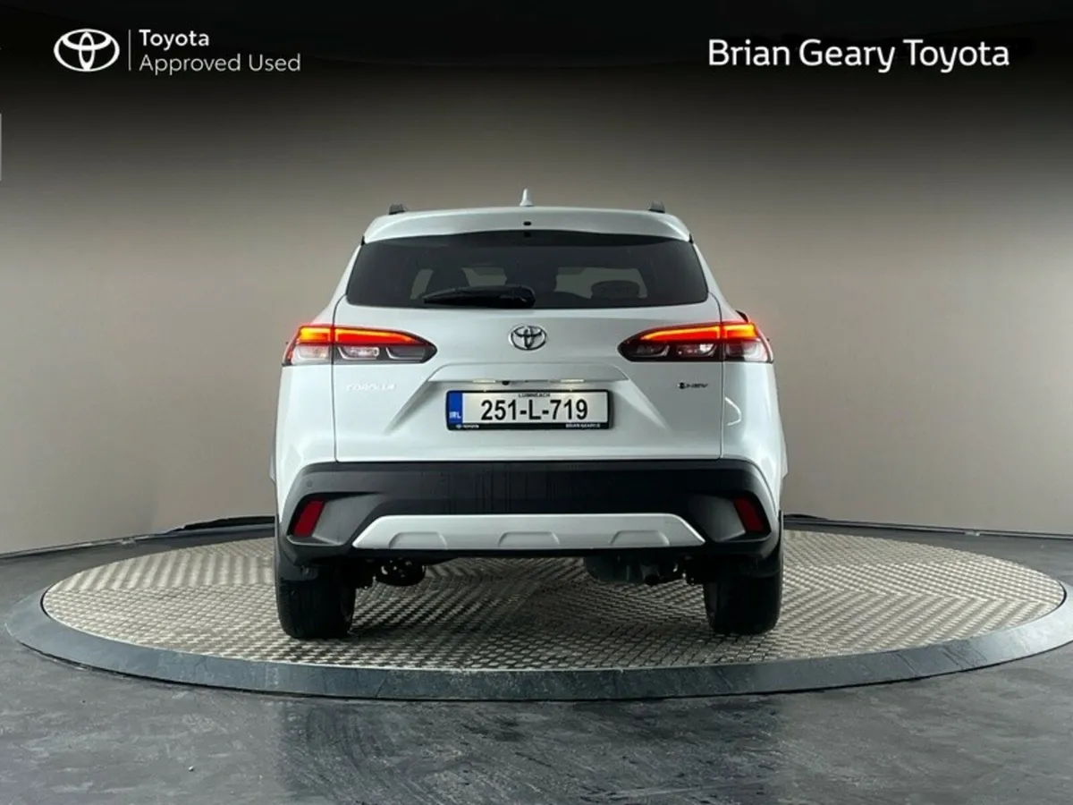 Toyota Corolla Cross HYBRID SPORT - Image 4