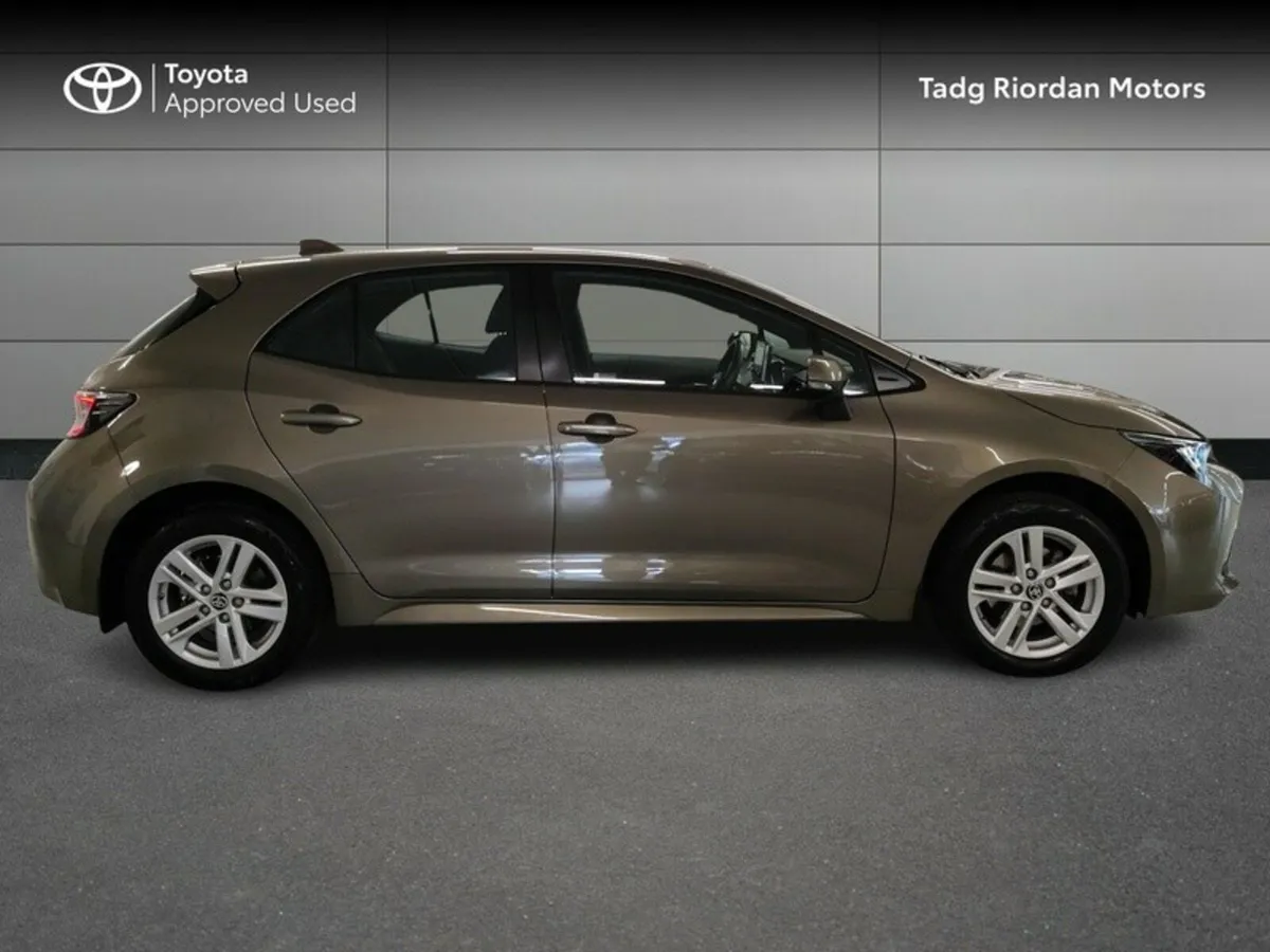 Toyota Corolla LUNA H/B 4DR AUTO *PRICE REDUCTION* - Image 3