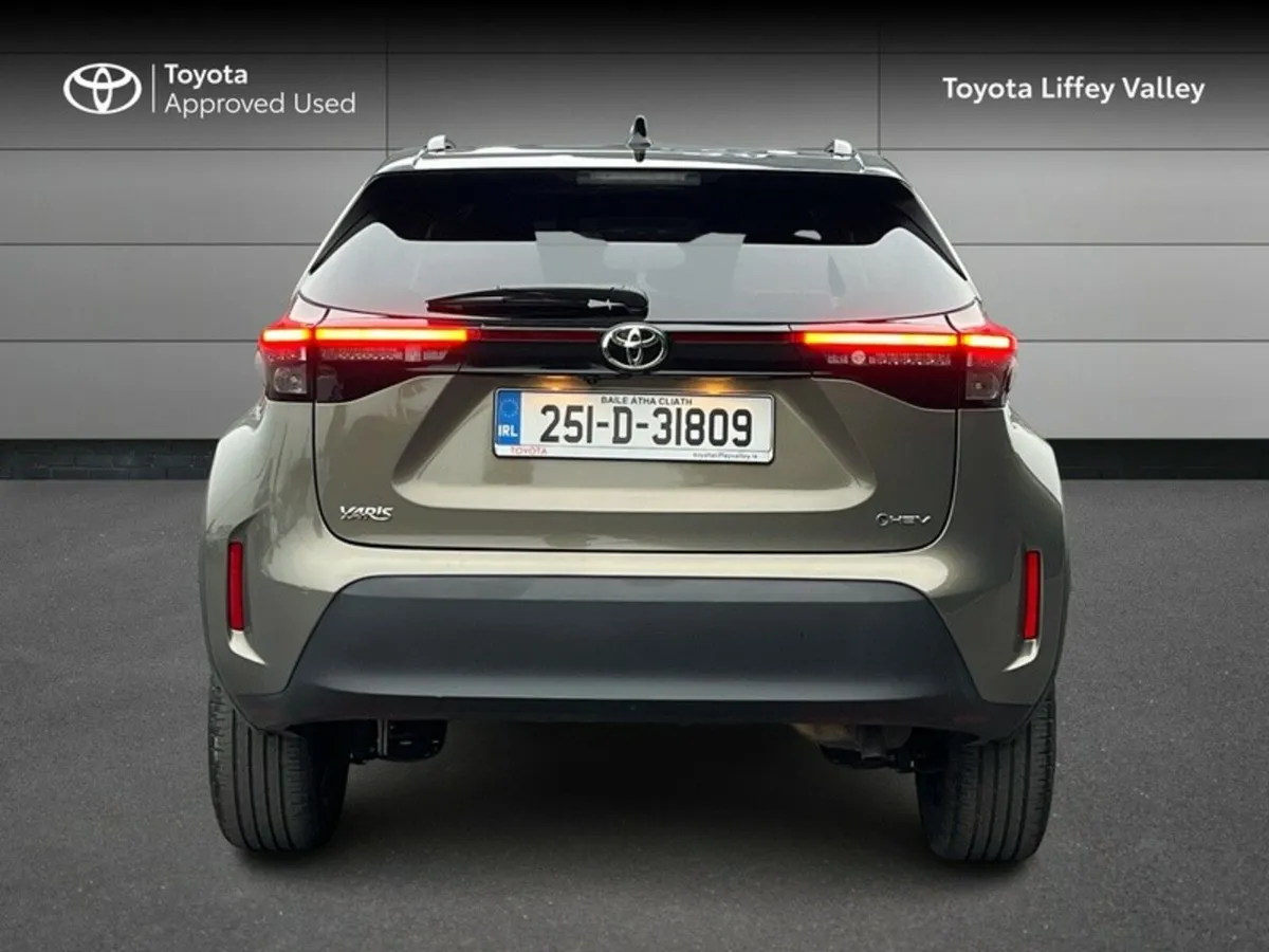 Toyota Yaris Cross YARIS CROSS LUNA SPORT BI - Image 4