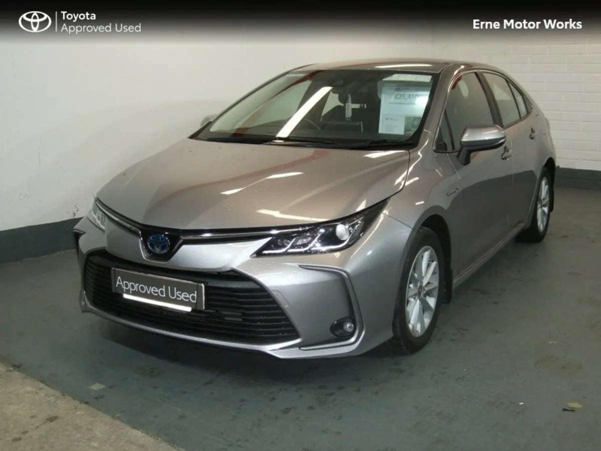Toyota Corolla COROLLA HYB LUNA SALOON - Image 1