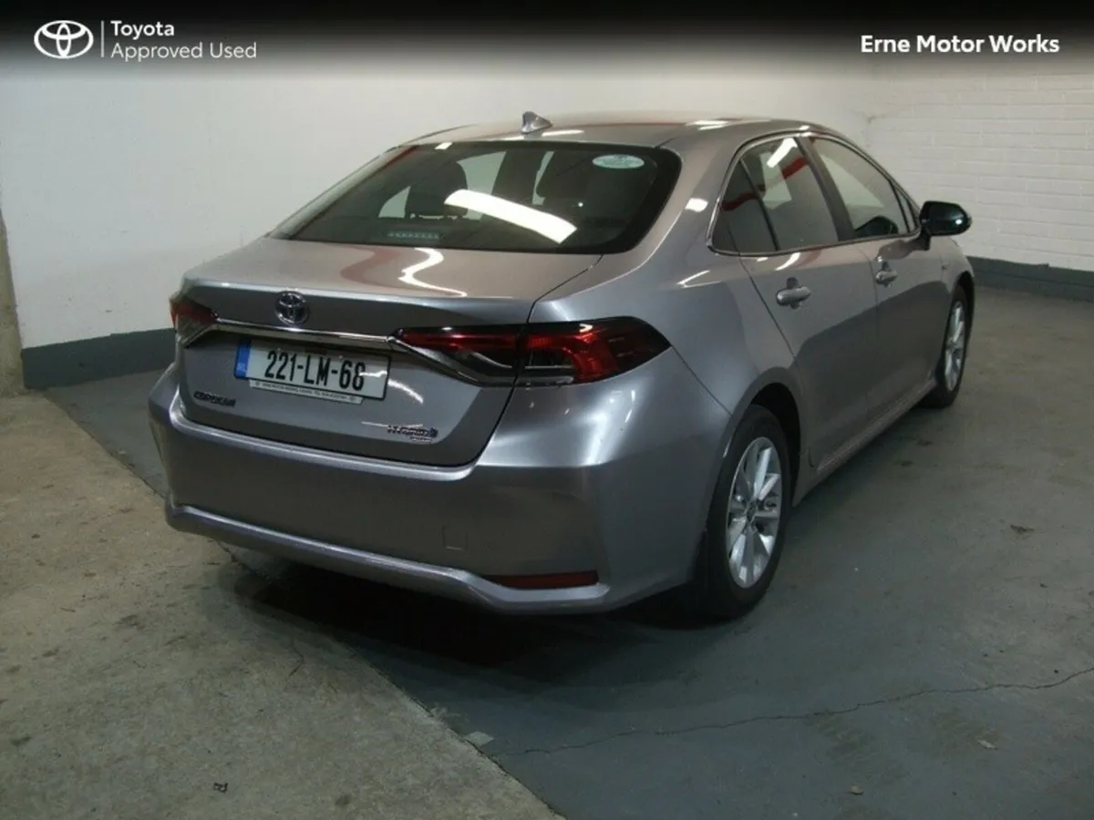 Toyota Corolla COROLLA HYB LUNA SALOON - Image 2