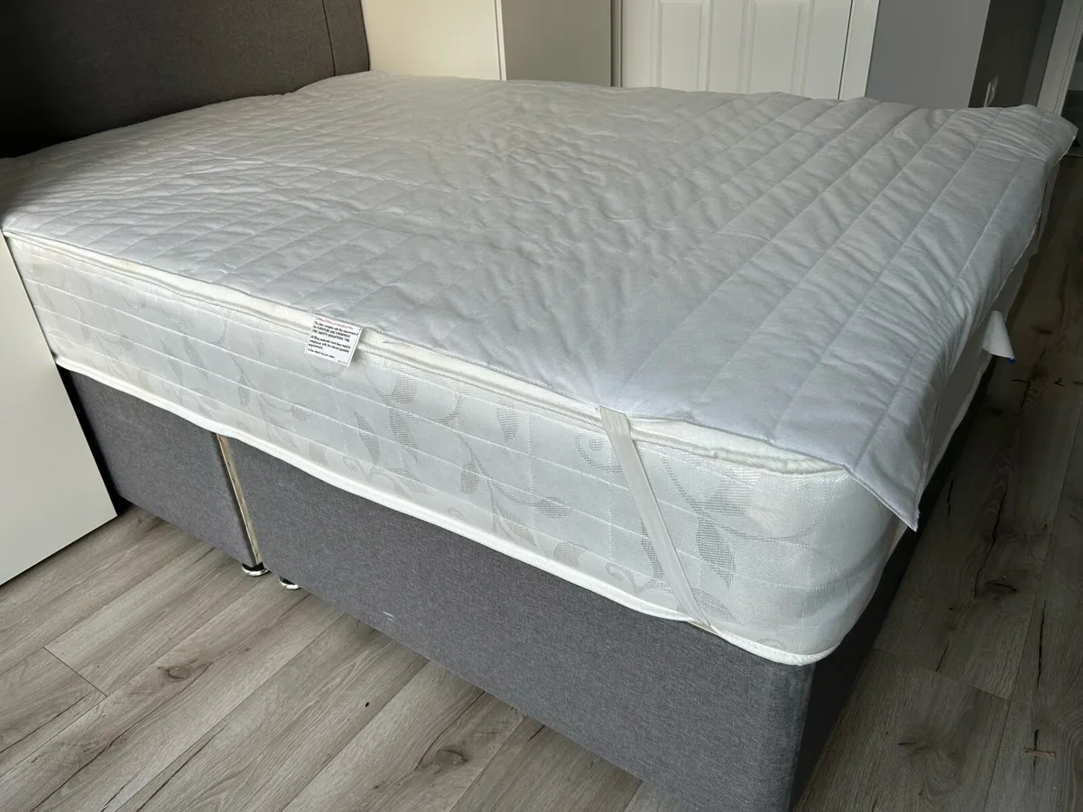 4ft 6” matress, base and h/board as new never used - Image 3