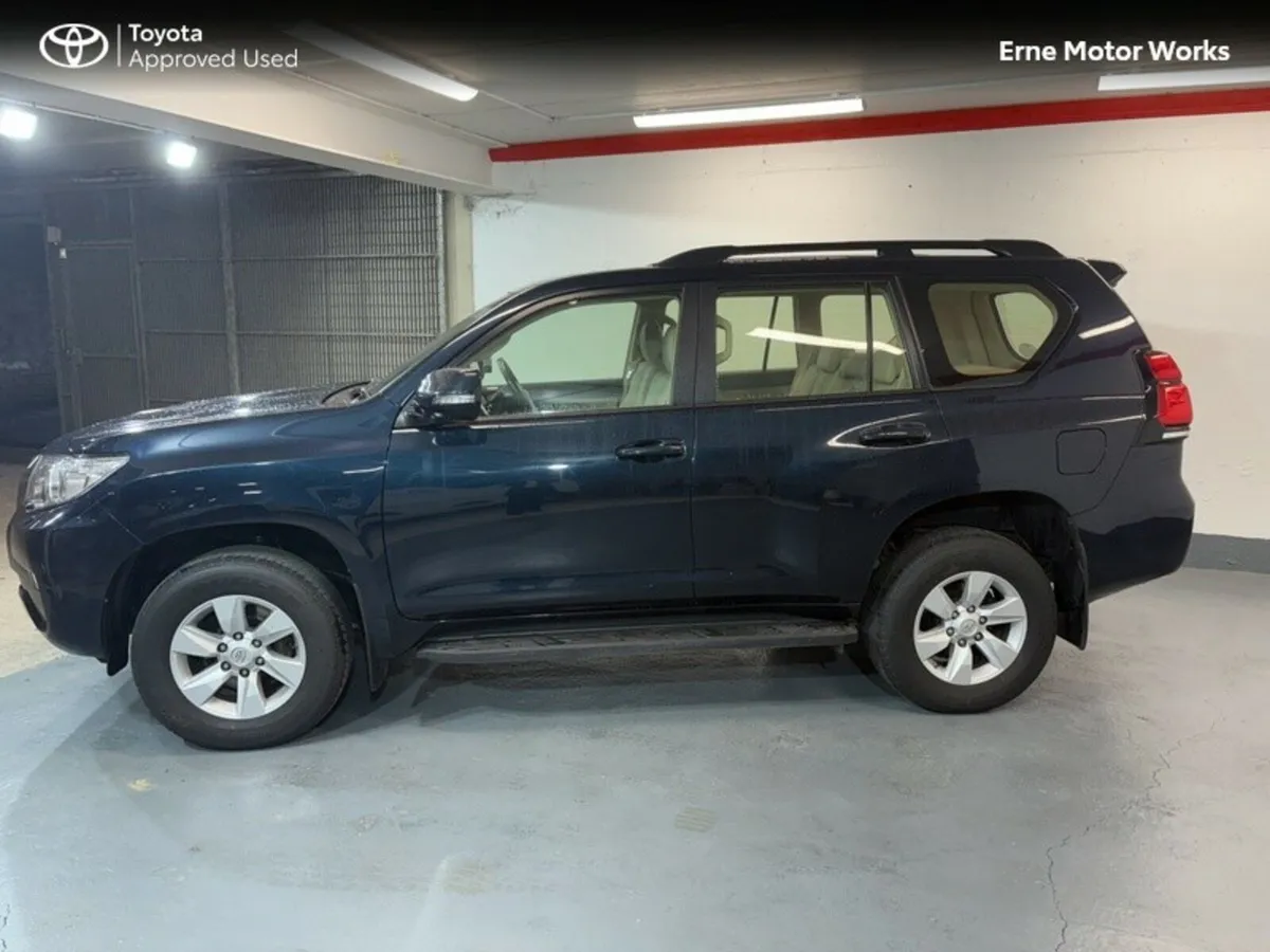 Toyota Land Cruiser LAND CRU LWB BUSINESS 4DR A CR - Image 2