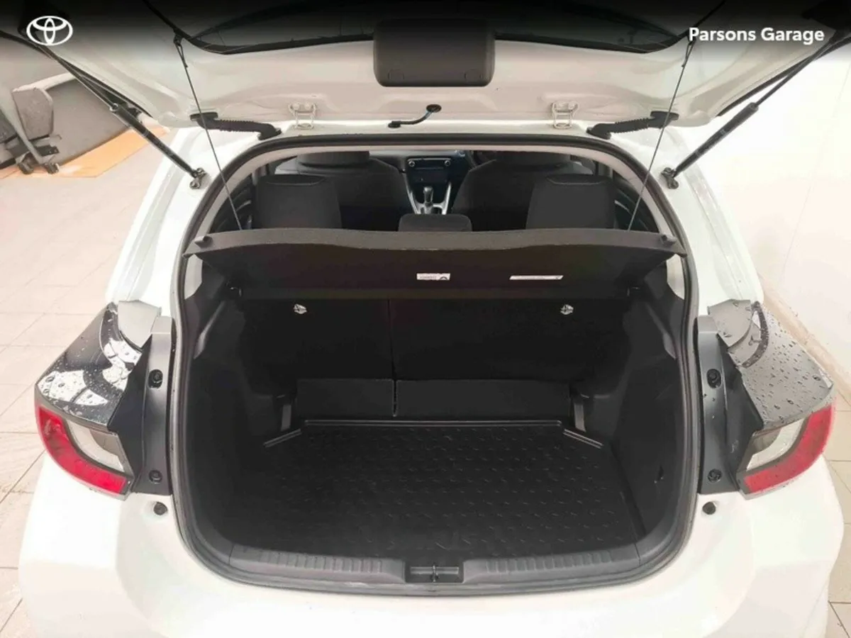 Toyota Yaris yaris hybrid luna - Image 4
